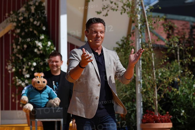 Stefan Mross (singer / presenter / entertainer) on the ARD TV programme Immer wieder sonntags, Rust, Germany / Germany