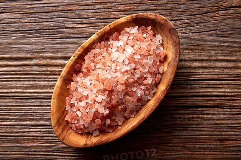 Pink Salt from the Himalayas mountains detail