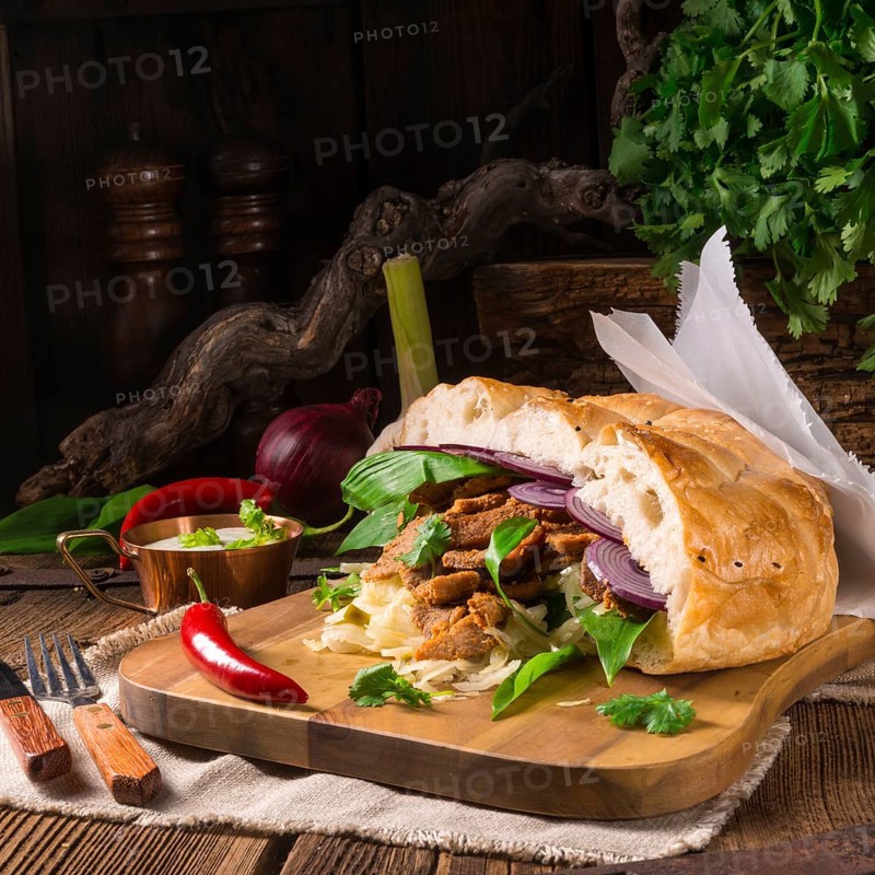 Gyros pita with wild garlic