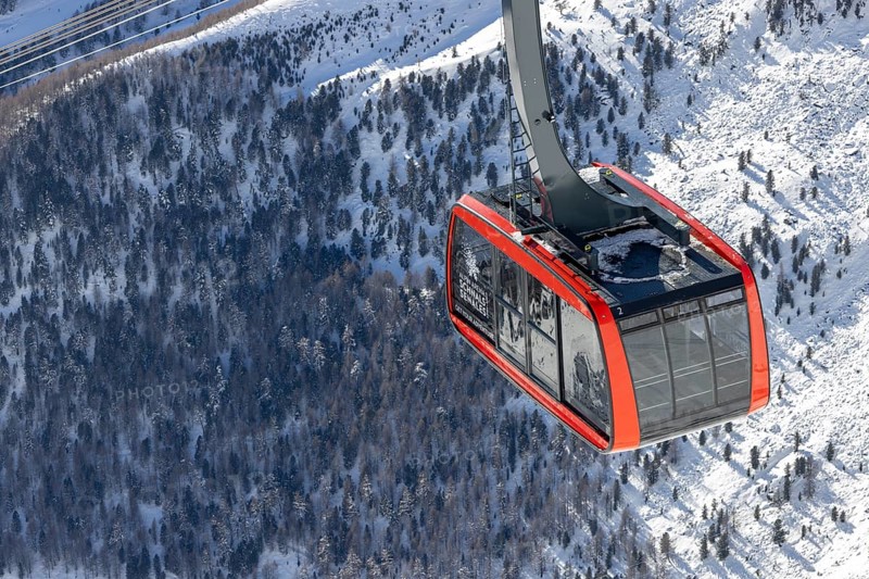 Schnals Senales cable car, Kurzas, Schnalstal Valley, South Tyrol, Italy, Europe