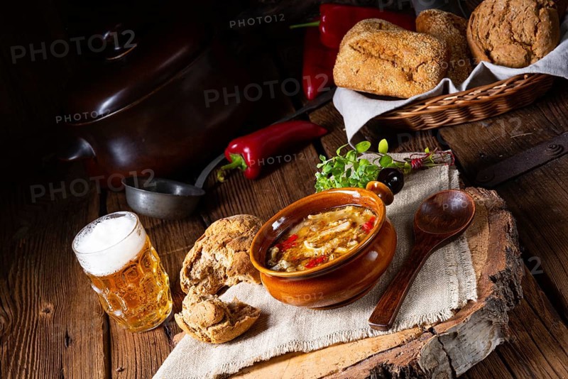 Savoury tripe soup with red pepper