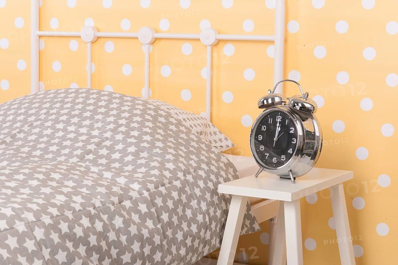 Yellow Bedroom with single bed