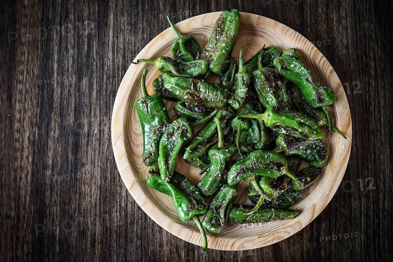 Pimientos padron grilled green peppers spanish simple tapas snack