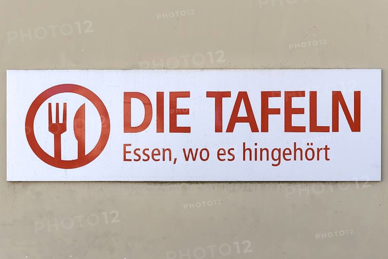 Sign of a food bank, food distribution for the needy, on a house wall, Franconia, Bavaria, Germany, Europe