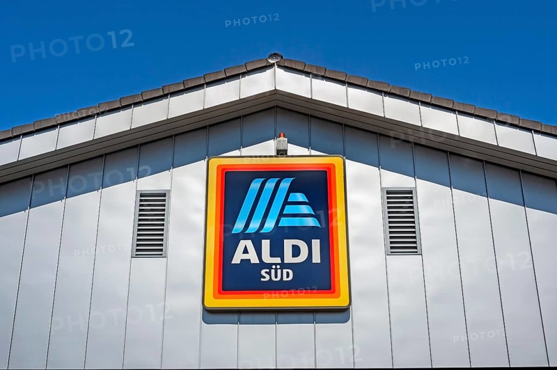 Façade and logo of Aldi Süd in Sonthofen, Allgäu, Swabia, Bavaria, Germany, Europe