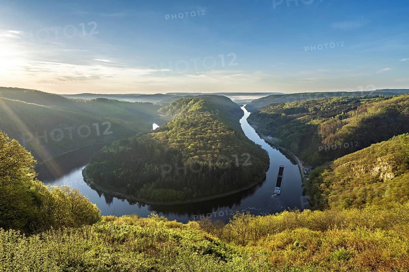 Sunrise over the Saar Loop in Mettlach in spring, Germany, Europe