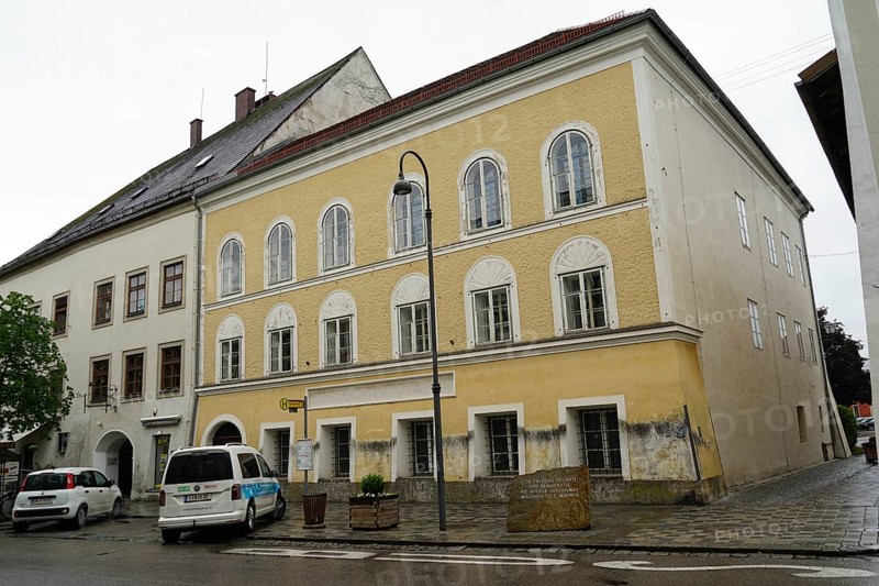 Hitler's birthplace, memorial stone, Braunau am Inn, Innviertel, Upper Austria, Adolf Hitler, Austria, Europe