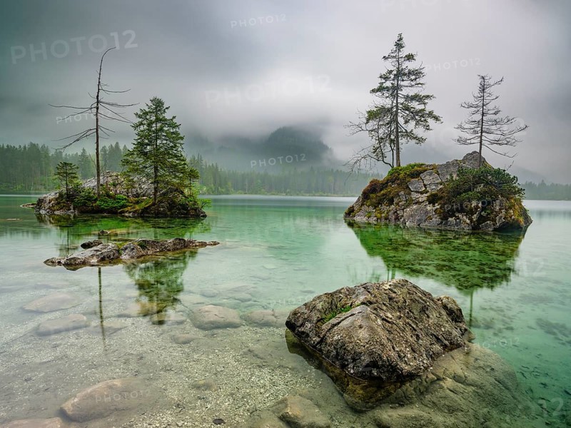 Hintersee under a cloudy rainy sky, Berchtesgaden National Park, Ramsau, Upper Bavaria, Bavaria, Germany, Europe