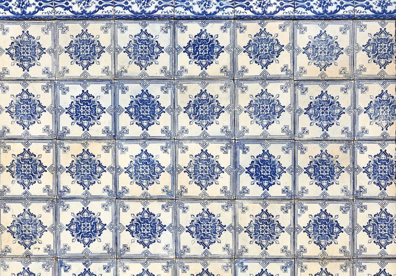 Details blue and white azulejos tiles, railway train station Ermida, River Douro valley, Resende, Portugal, Europe