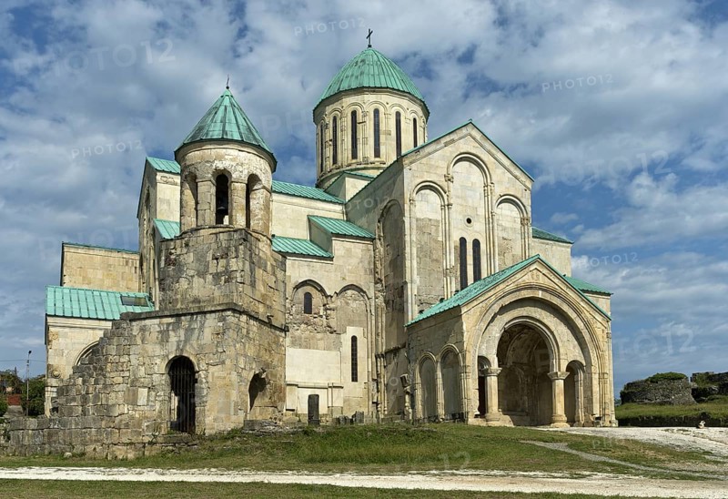 Bagrati Cathedral, Kutaisi Cathedral, former UNESCO World Heritage Site, Kutaisi, Imeretia, Georgia, Asia