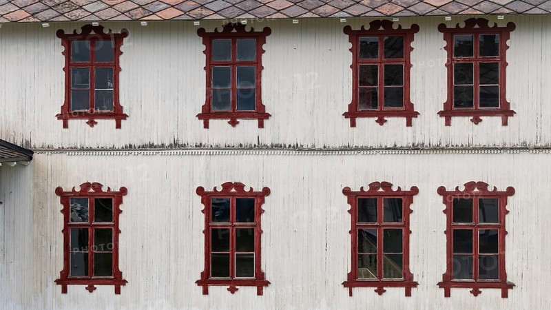 Old wooden house with ornate windows, Fokstugu farm, Fjellstue, pilgrims' accommodation, mountain hut, Olavsweg, Olavsleden or Pilgrimsleden, Dovrefjell-Sunndalsfjella National Park, Norway, Europe