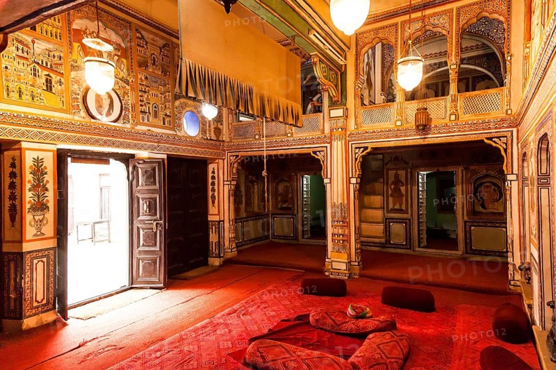 Drawing room, Ramnath Podar Haveli Museum, Nawalgarh, Shekhawati, Rajasthan, India, Asia