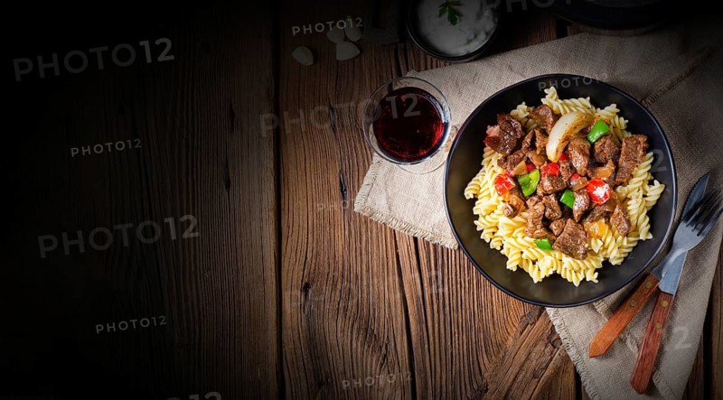 Fussili pasta with minced spiced goulash and paprika