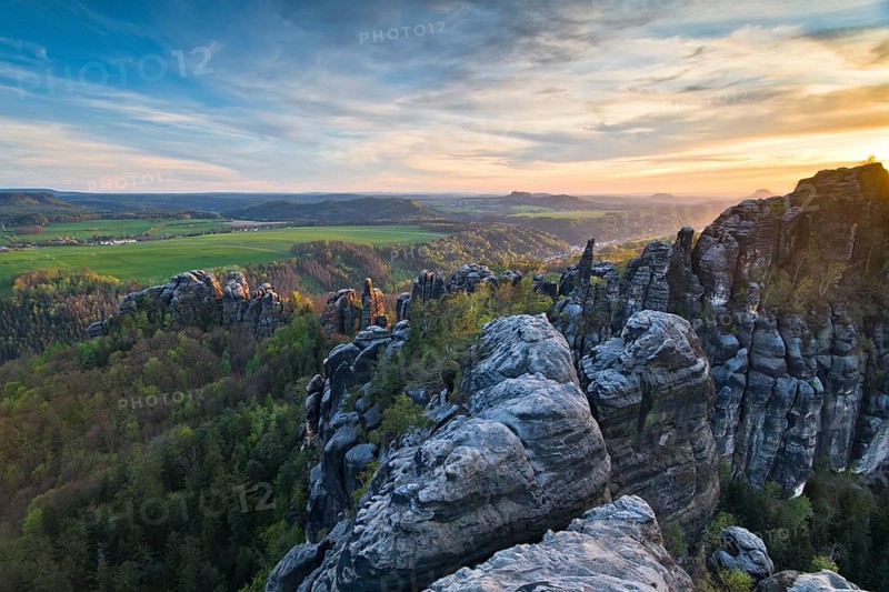 View from the Schrammsteine over the Elbe valley, Saxon Switzerland National Park, Germany, Europe