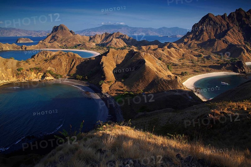 Asia, Indonesia, Padar Island, Padar Island, volcano, volcanism, Labuan Bajo, Sunda Island, volcanic island, uninhabited, Komodo National Park, beach, Padar Island, Indonesia, Asia