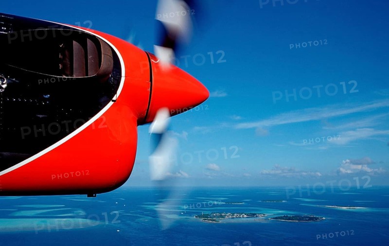 Aerial view of the Maldives, Maldives, Indian Ocean, South Male Atoll, Kandooma, Guraidhoo, Asia