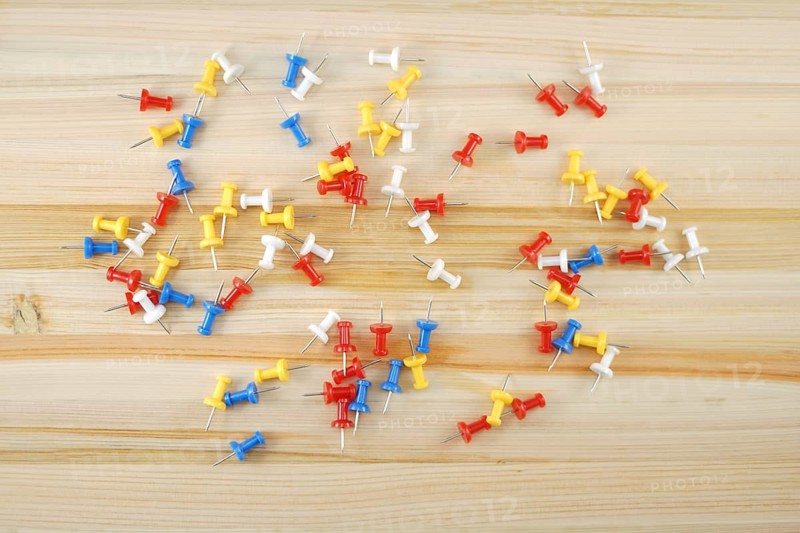 Scattered colorful thumbtack. Shooting Location: Yokohama-city kanagawa prefecture