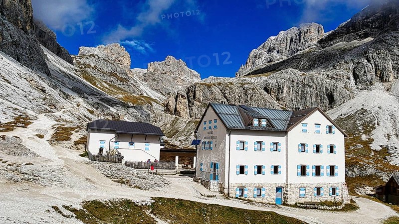 Vajolet Hut (Rifugio Vajolet) below the Vajolet Towers in the Dolomites, Italy, Europe