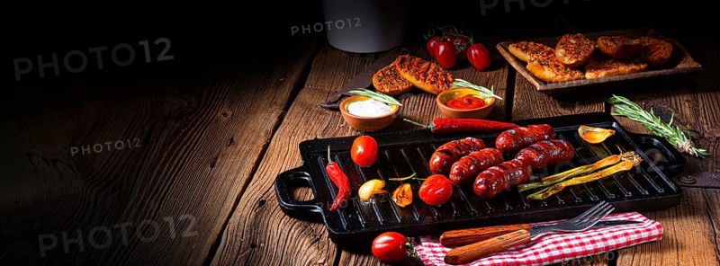 Chilli chorizo sausage with tomato bruschetta