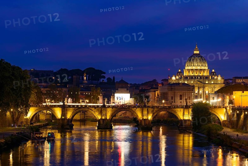Sunset view of St. Peter's Basilica, Ponte Sant'Angelo, and Tiber River in Rome, Italy, Europe