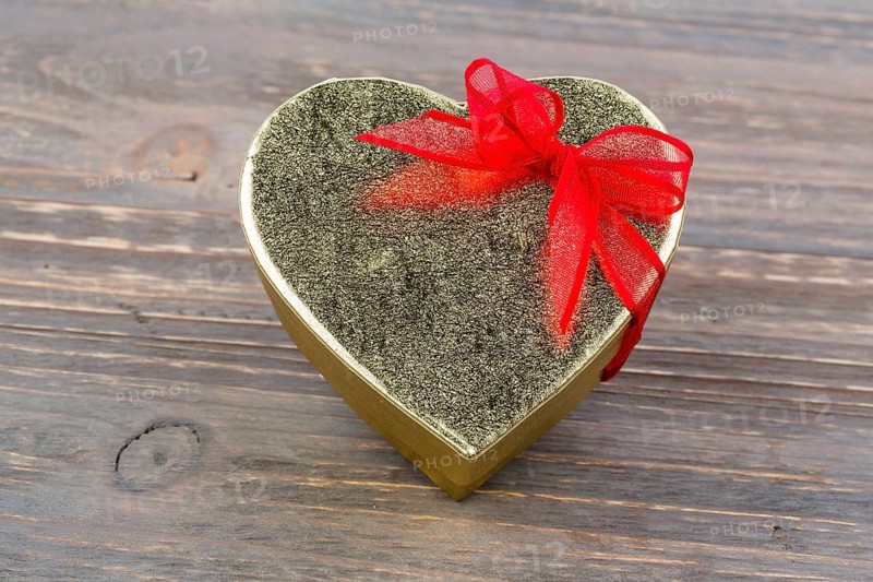 A box for a gift in the shape of a heart. Symbolic photo for Valentine's Day, wedding anniversary, engagement. Austria