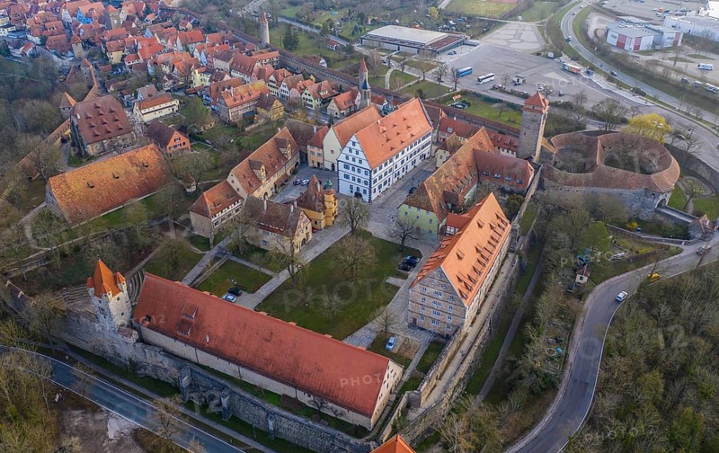 Aerial view of Spital, Spitalbastei, Spitalbastion, Stöberleinsturm, Reichsstadthalle, youth hostel, Rothenburg ob der Tauber, seen from the south in the early morning, district of Ansbach, Middle Franconia, Franconia, Free State of Bavaria, Germany, Europe