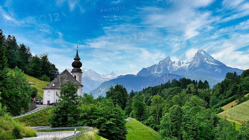 Maria Gern pilgrimage church with a view of the Watzmann