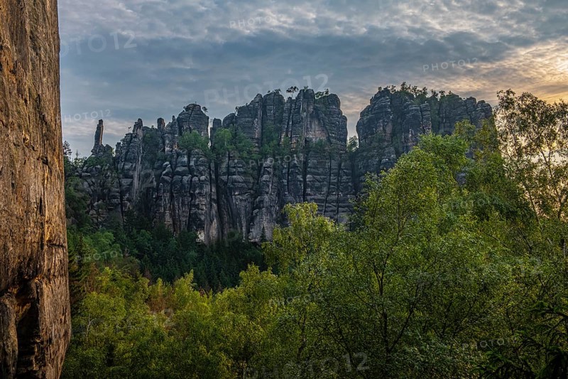 Sandstone cliffs of Saxon Switzerland, The Torsteine