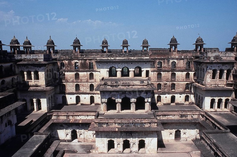 View of Raja Mahal, Orchha, Madhya Pradesh, India, Asia