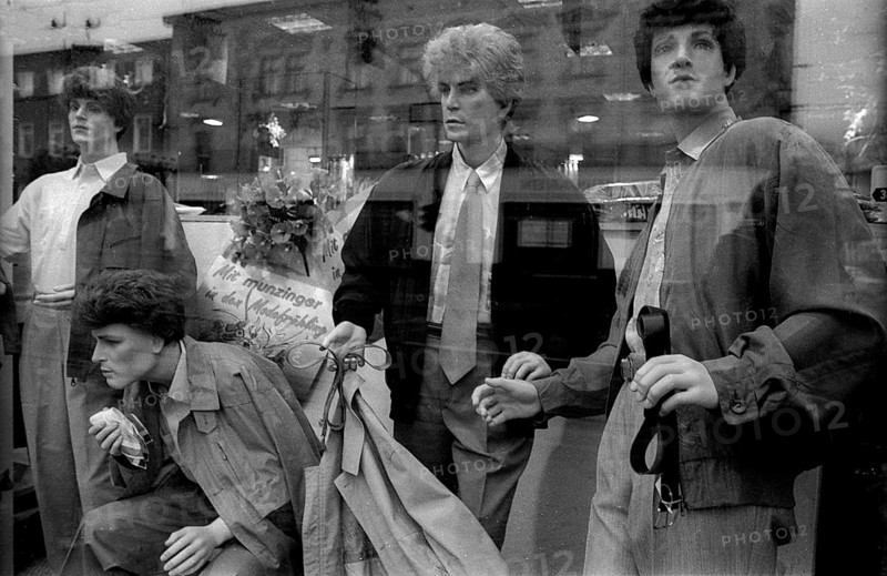 Germany, Eberswalde, 25 March 1992, Mannequins in Eberswalde, Europe