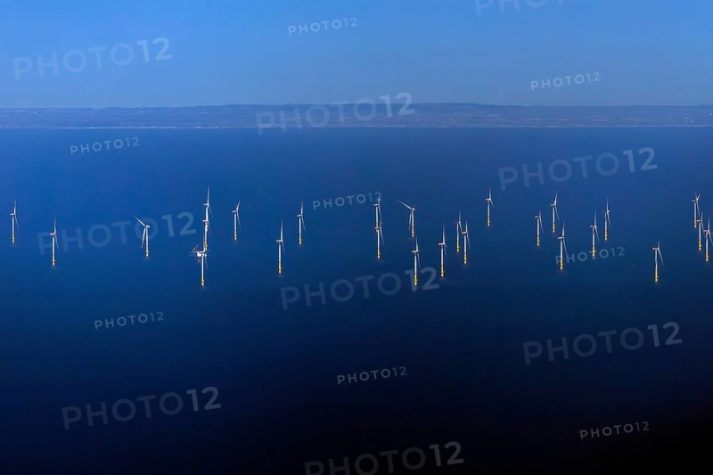 View from Hiddensee to the Baltic 2 offshore wind farm, with the Danish coast in the background, Mecklenburg-Western Pomerania, Germany, aerial photo from a small aircraft, 27.04.2025 < english> View from Hiddensee to the Baltic 2 offshore wind farm, with the Danish coast in the background, Mecklenburg-Western Pomerania, aerial photo from a small aircraft, April 27, 2025 ++ Minimum fee 50, - euro ++, Europe