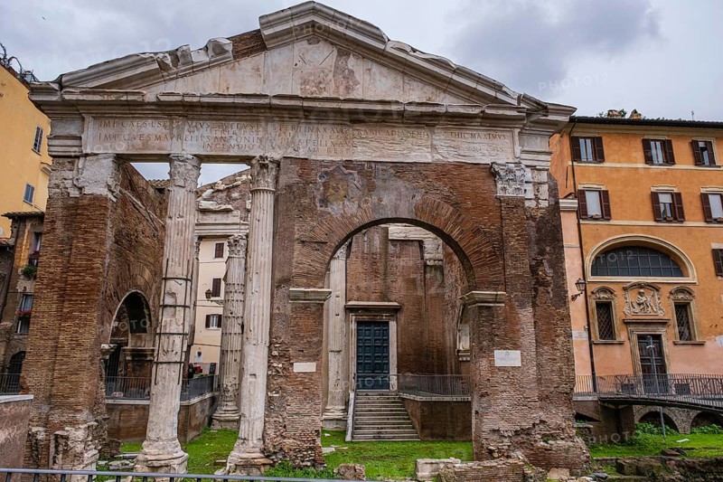 Octavia Portico, 27 a. C, Jewish ghetto of Rome, Rome, Lazio, Italy, Europe