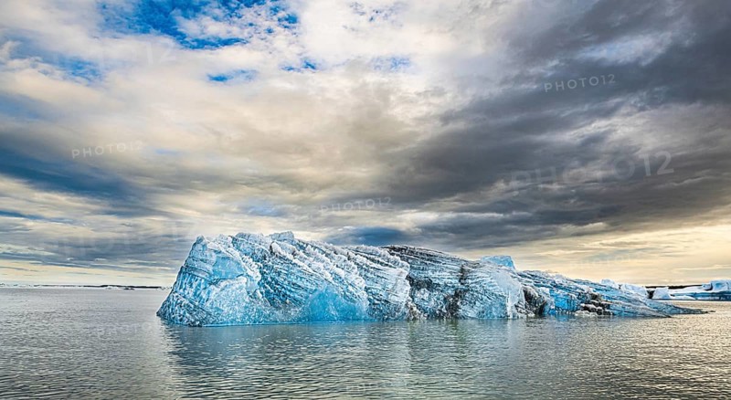 Jokulsarlon Glacier Lagoon in eastern Iceland during sunset