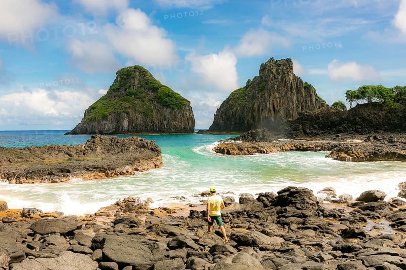 Fernando de Noronha, Brasil. Turquoise water around the Two Brothers rocks, UNESCO World Heritage Site, Brazil, South America. South America, South America