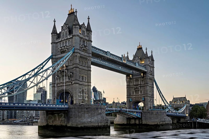 Tower Bridge in the evening light, London, England, Great Britain