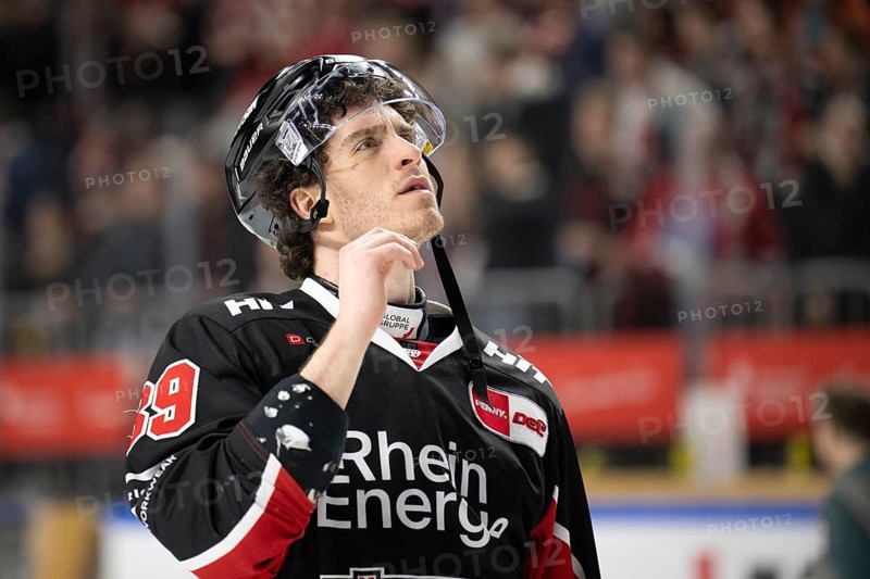 LanxessArena, Cologne, North Rhine-Westphalia, Gregor Macleod (Cologne Sharks, #89), PENNY DEL, Cologne Sharks-Düsseldorfer EG on 16/02/2025 at the LanxessArena in Cologne Germany