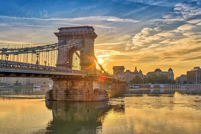 Budapest sunrise city skyline at Budapest Chain Bridge and Danube River, Budapest, Hungary, Europe