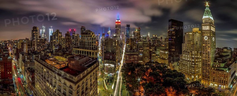 Manhattan Skyline and the Empire State Building, at night. New York, USA, North America