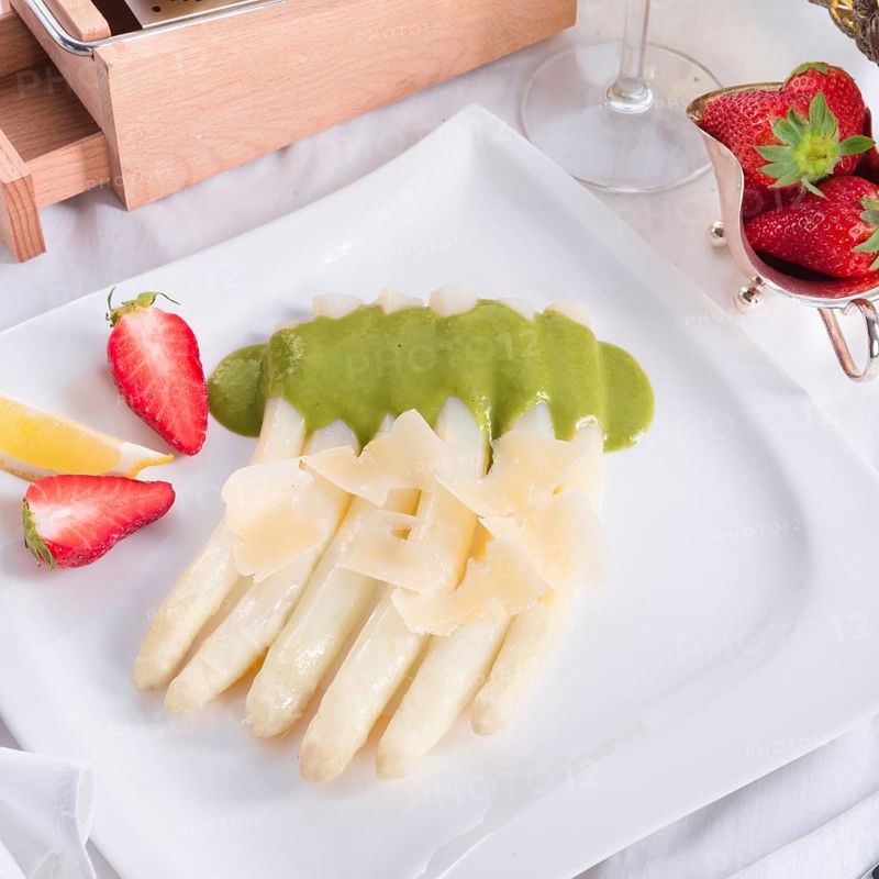 White asparagus with green sauce