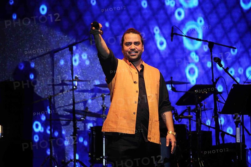 Bollywood singer Brijesh Shandilya perform during Mid Day music concert at Phoenix Marketcity, in Mumbai