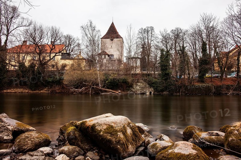 Freimannsturm, medieval town tower on the river Mur, long exposure, Leoben, Styria, Austria, Europe