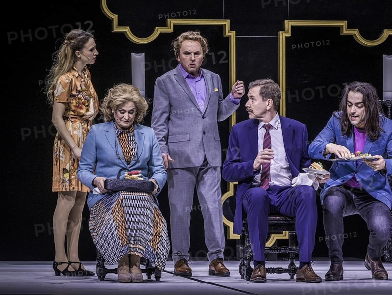 La Cage Aux Folles (A Cage Full of Fools)