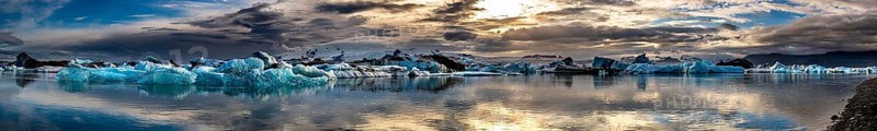 Famous Glacier Lagoon in Jokulsarlon Iceland during sunset
