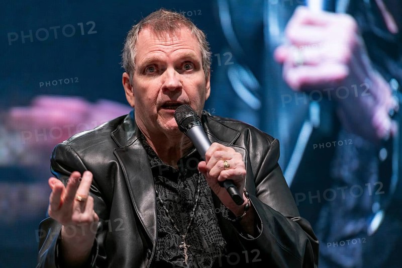DORTMUND, GERMANY, December 8th 2019: Meat Loaf (*1947, American musician, singer, songwriter, record producer and actor, The Rocky Horror Picture Show, Fight Club) talks about his experiences at German Comic Con Dortmund