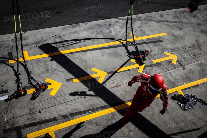 MELBOURNE, AUSTRALIA, MARCH 24: Scuderia Ferrari pit crew before winning the 2024 Australian Grand Prix at Albert Park in Melbourne, Australia, Oceania