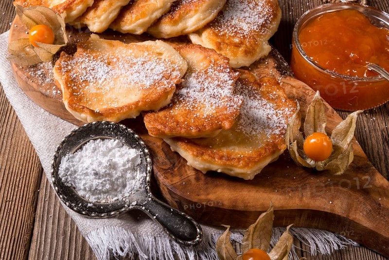 Racuchy - Polish yeast pancakes