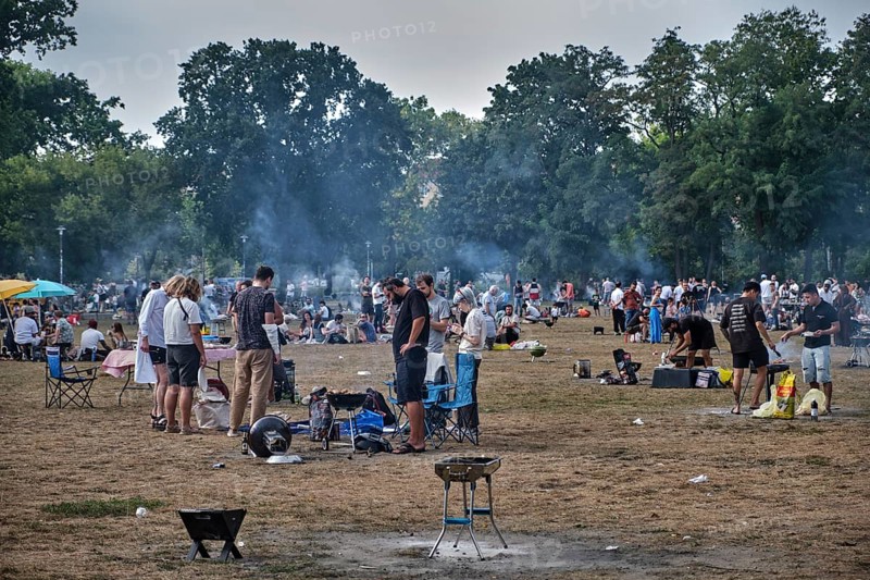 Germany, Berlin, 01.09.2024, Volkspark Friedrichshain, Citizens having a barbecue, Europe