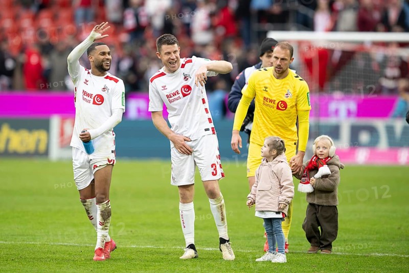 (DFL/DFB REGULATES PROHIBIT ANY USE OF PHOTOGRAPHS AS IMAGE SEQUENCES AND/OR QUASI-VIDEO), RheinEnergieStadion, Cologne, North Rhine-Westphalia, Linton Maina (1.FC Köln, midfield, #37), Dominique Heintz (1.FC Köln, defence, #3), Marvin Schwäbe (1.FC Köln, goalkeeper, #1), 2nd Bundesliga, 1.FC Köln, SV 07 Elversberg on 25.01.2025 at the RheinEnergieStadion in Cologne Germany