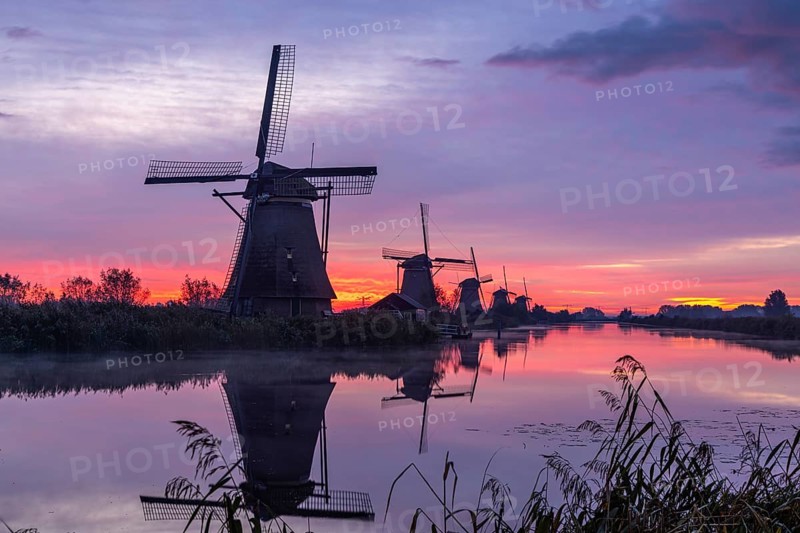 Sunrise on the KInderdijk, Netherlands