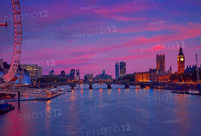 London sunset skyline Bigben and Thames river
